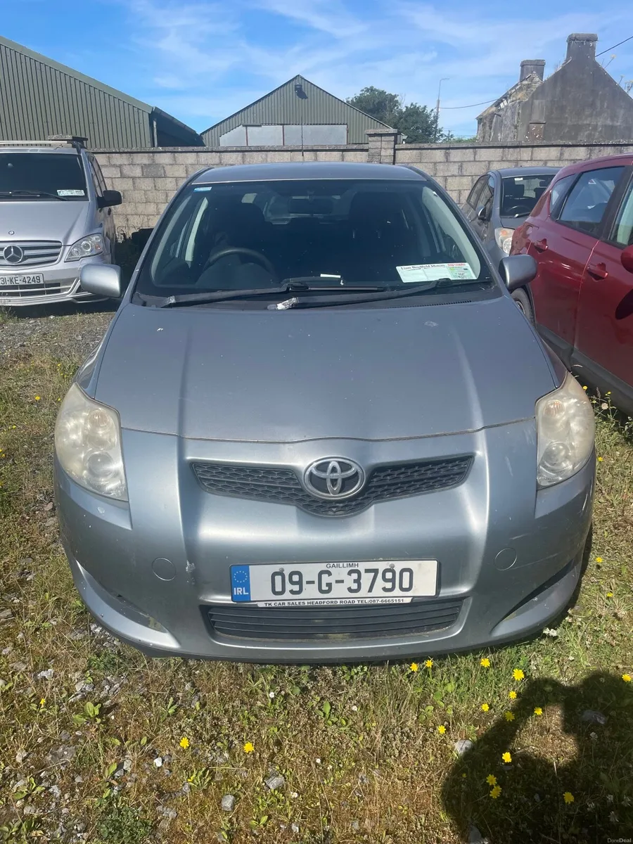Toyota Auris 2009 - Image 4