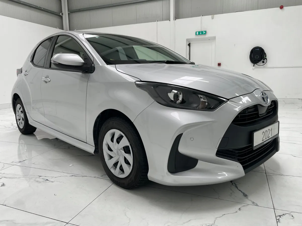 2021 Toyota Yaris 1.5 Vvti Hybrid Auto - Image 1