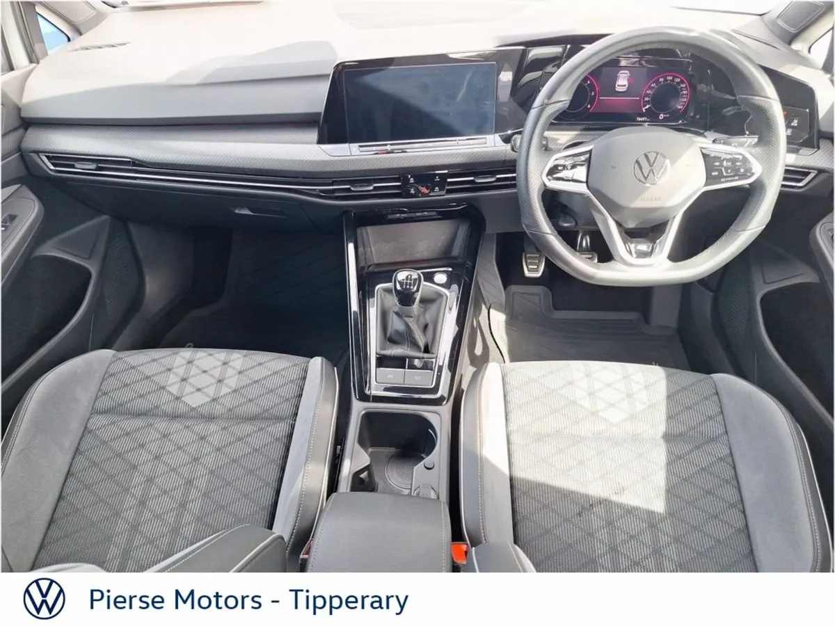 Volkswagen Golf 2.0 TDI 150HP R-Line - Image 4
