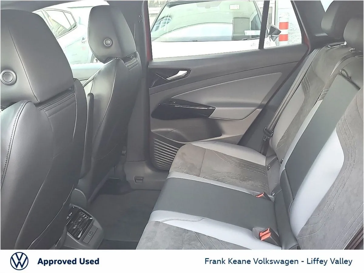 Volkswagen ID.4 *NEW* PRO PLUS 79KWH *ORDER YOUR 2 - Image 6