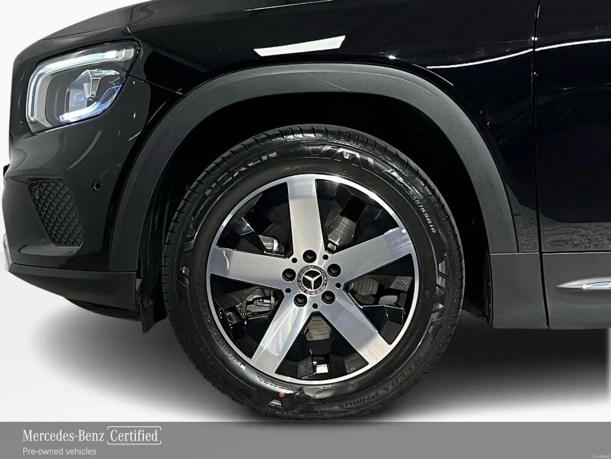 Mercedes-Benz GLB 200 5 Seat Progressive - 18 Inch - Image 5