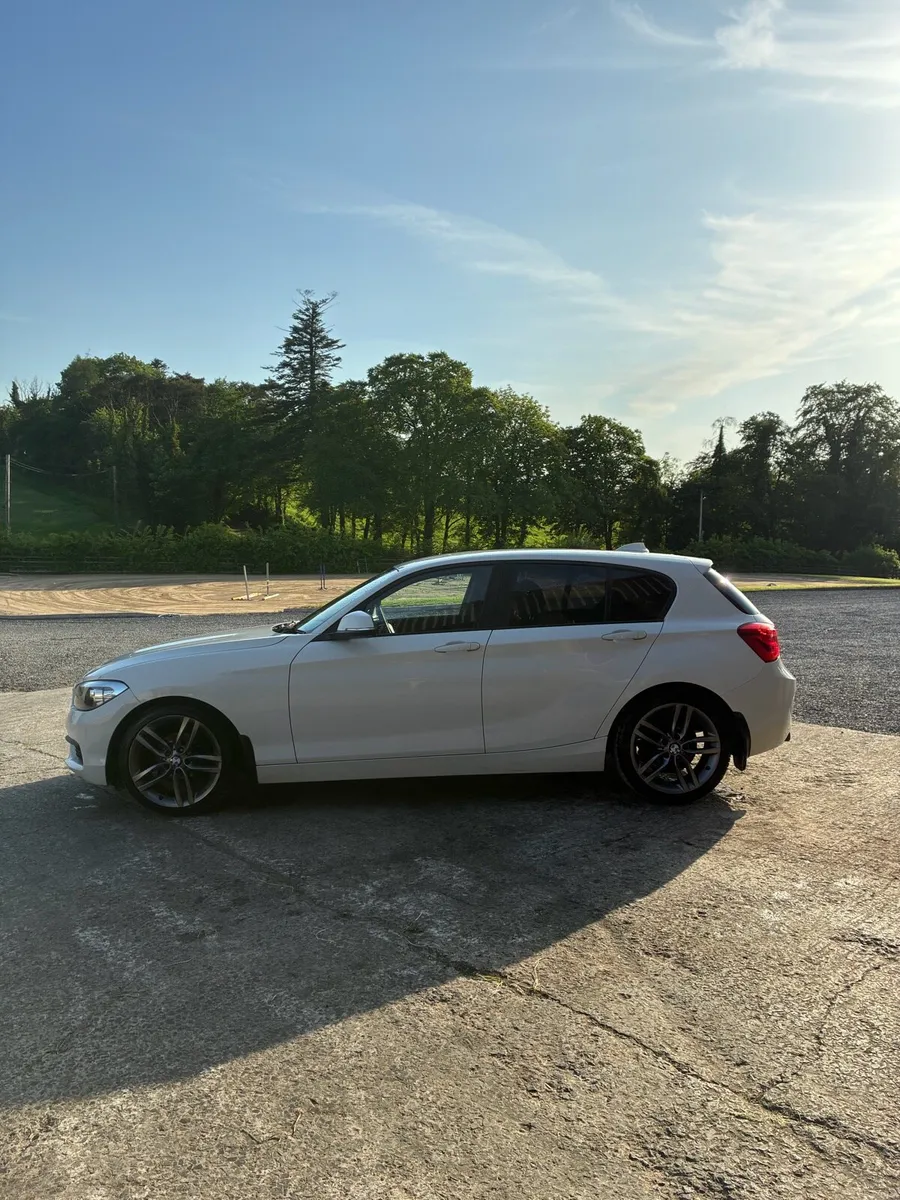 BMW 1 series - Image 2