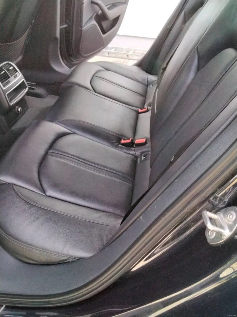 AUDI A6 - Image 5