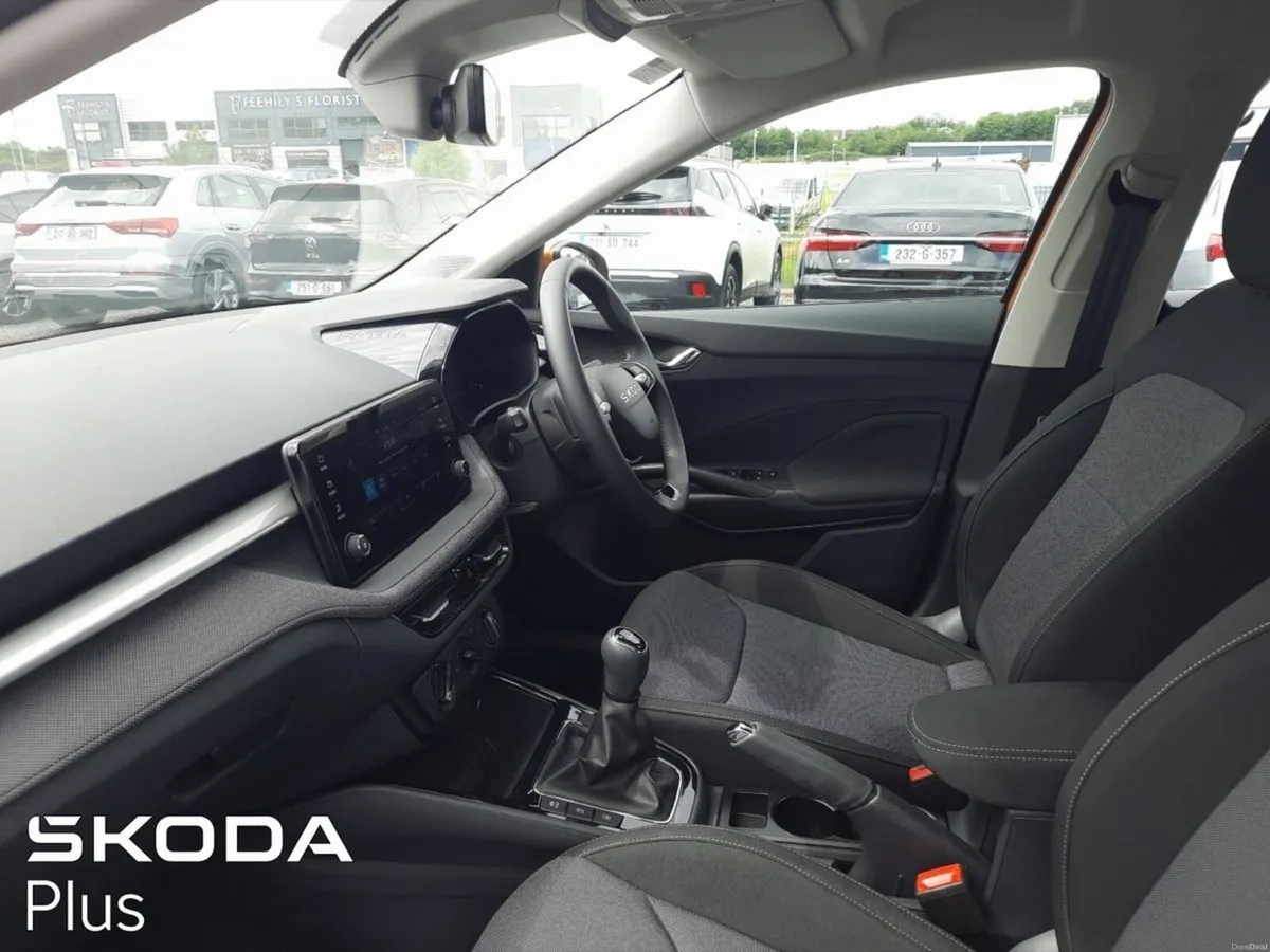 Skoda Fabia FABIA SELECTION 1.0MPI 80HP - Image 4