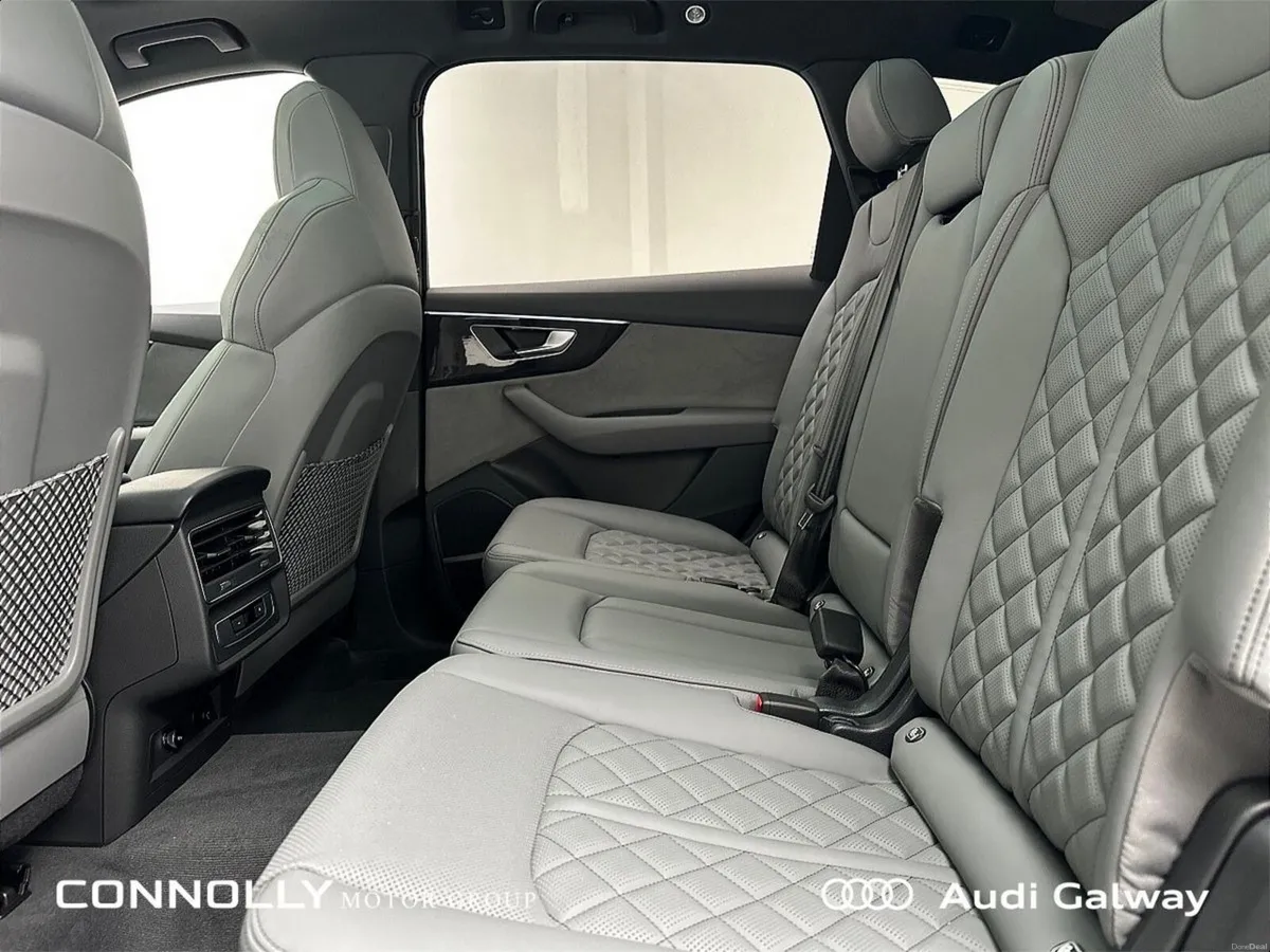 Audi Q7 €1,222 p/m - S-LINE TFSI e QUATTRO 381BHP - Image 6