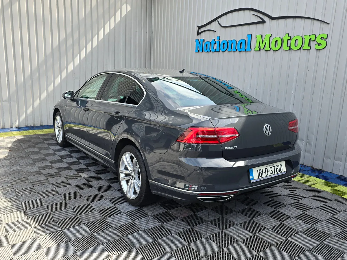 2018 Volkswagen Passat 1.6 TDI Highline AUTO - Image 5