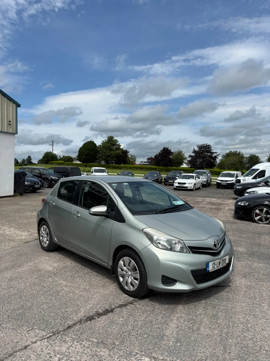 Toyota Yaris 2012 - Image 1
