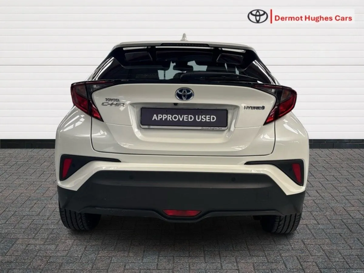 Toyota C-HR 1.8 HYBRID SPORTMONO 4DR SPORT AUTO - Image 4