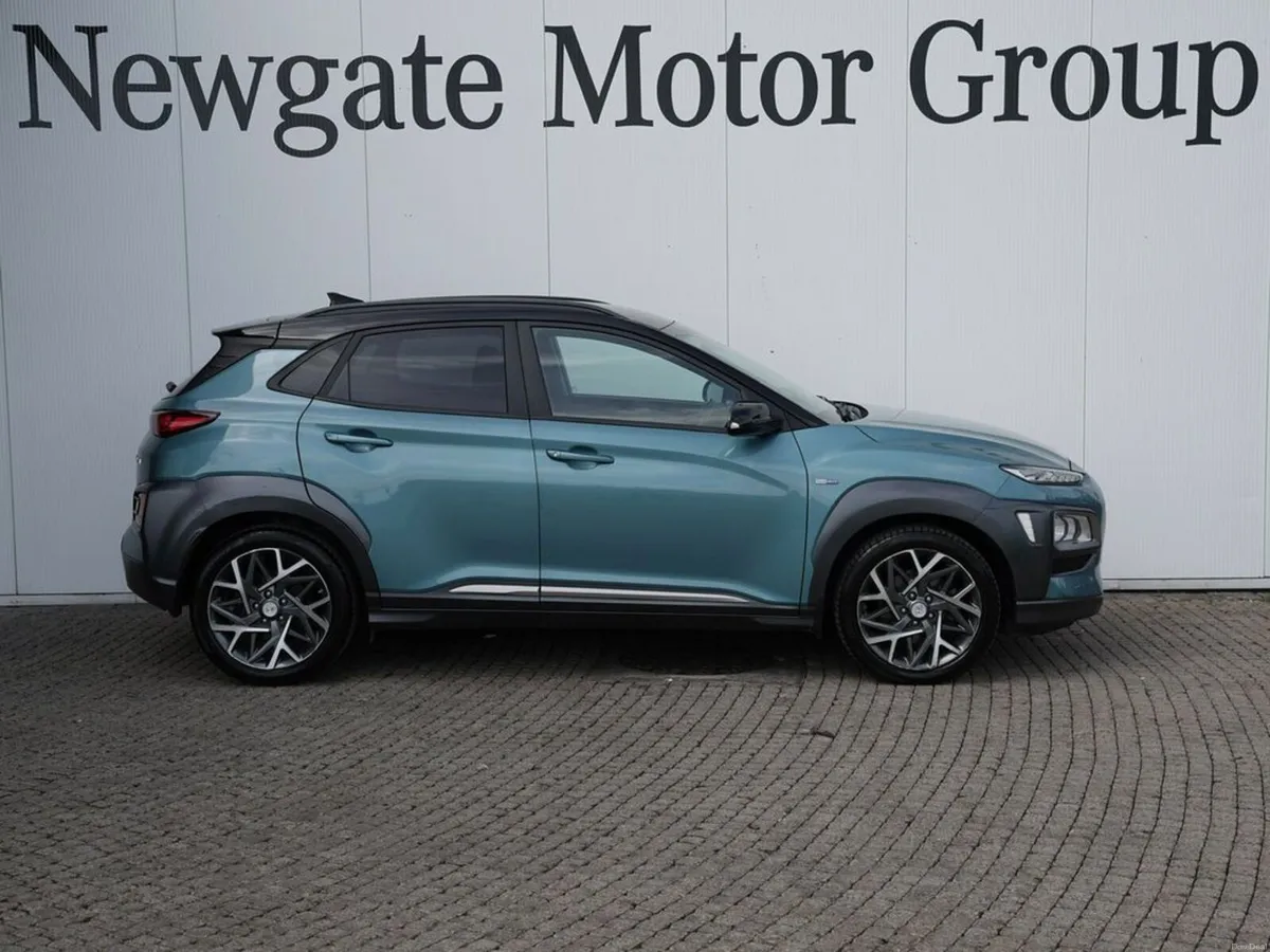 Hyundai KONA Kauai Executive Hybrid 2 Tone 5DR AU - Image 4