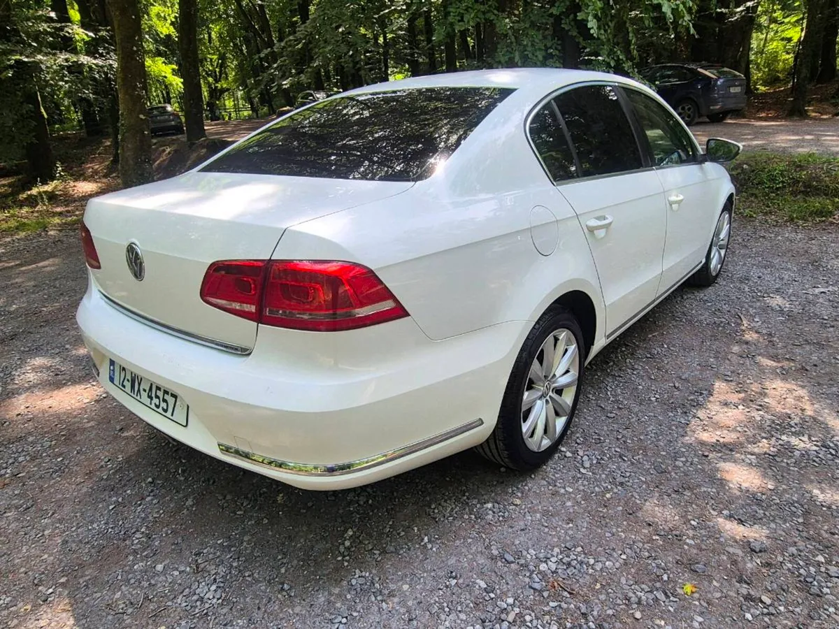 12 VW Passat Automatic - Image 3