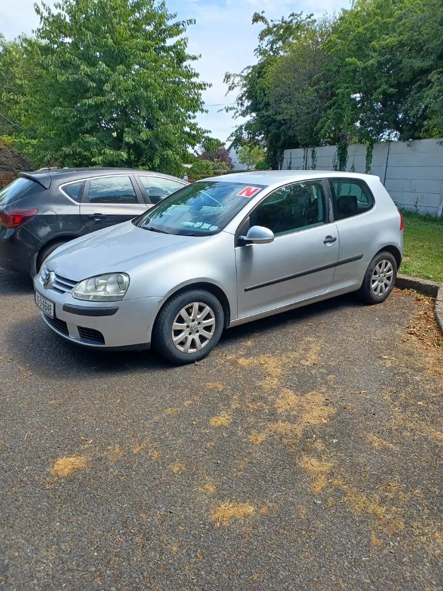 Volkswagen Golf 2005 - Image 1