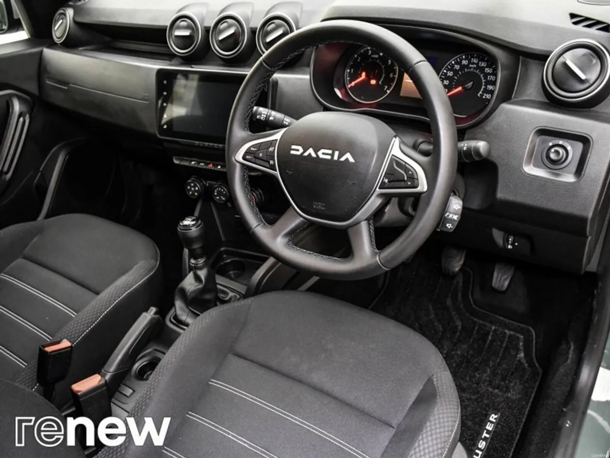 Dacia Duster Expression Blue DCI 115. Very Low KM - Image 6