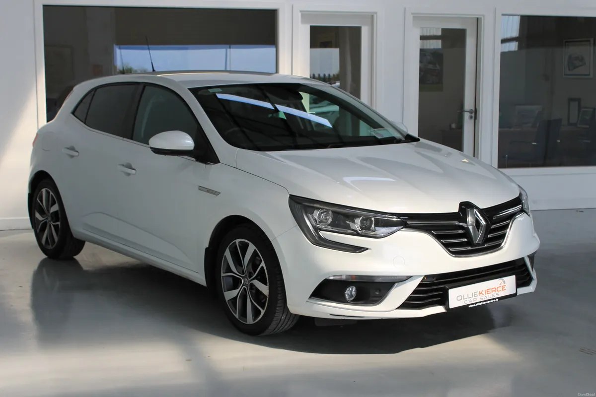 Renault Megane 2017 Dynamique Nav S Low Kms - Image 4