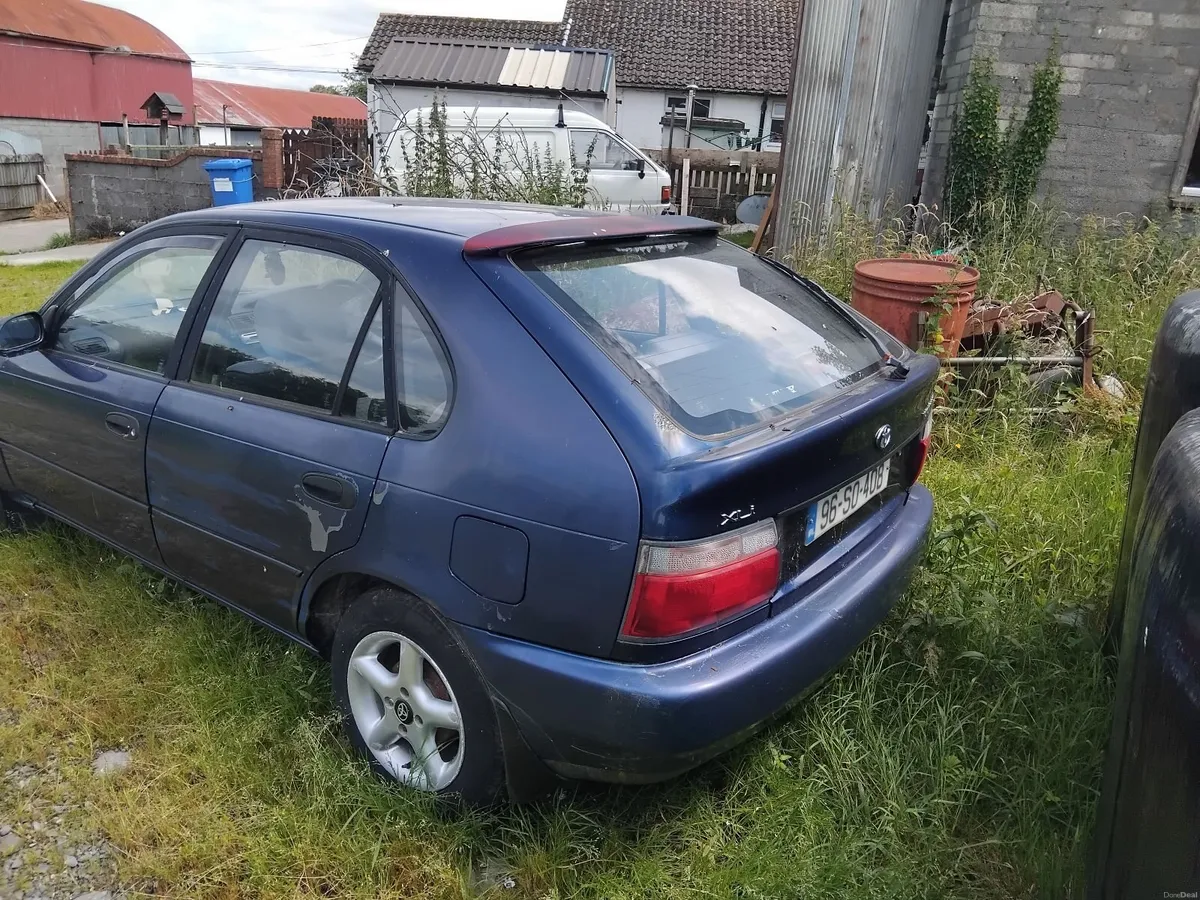 Toyota Corolla 1996 - Image 1