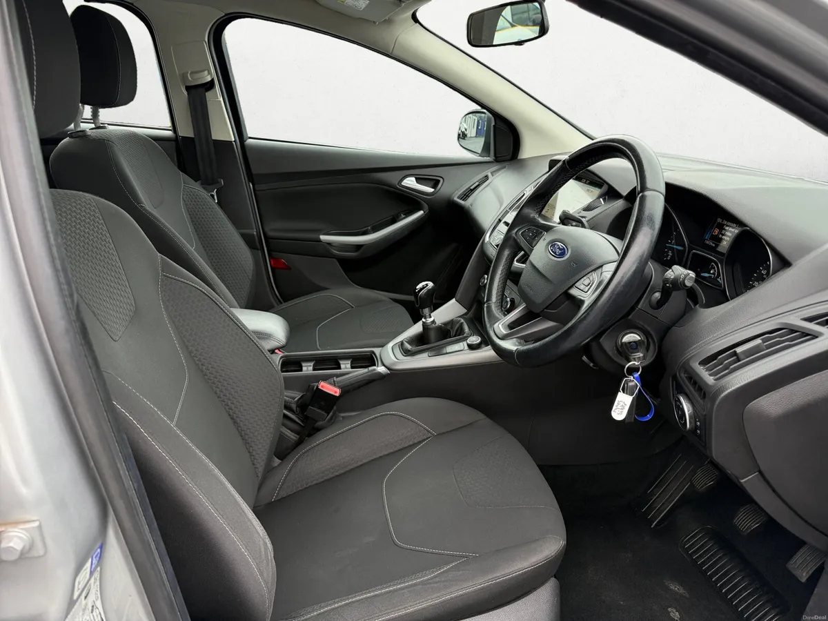 2017 Ford Focus 1.5 Tdci ZETEC 120BHP - Image 5