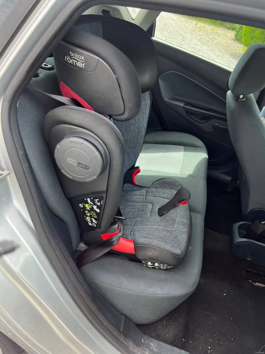 Ford Fiesta 2011 — Excellent Condition - Image 6