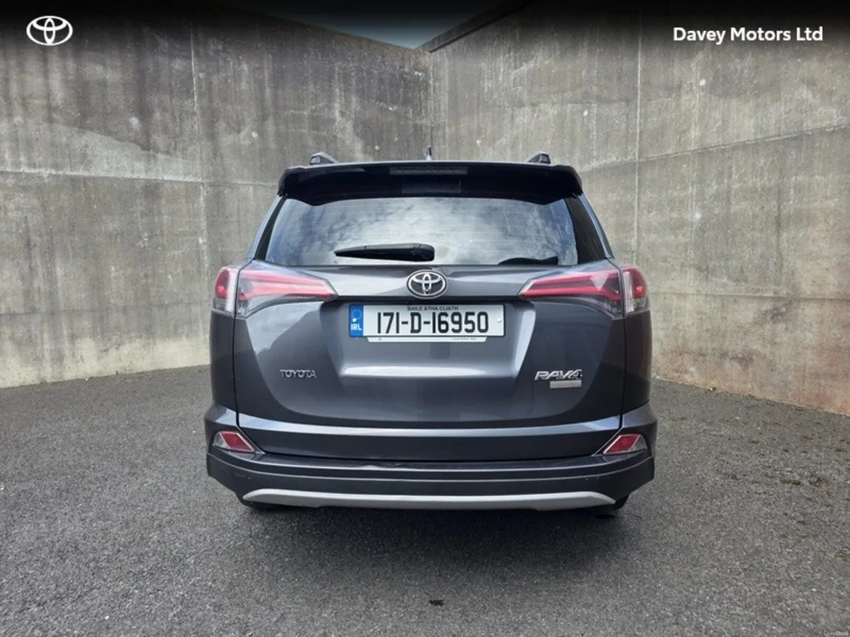 Toyota RAV4 RAV4 2.0D-4D LUNA - Image 4
