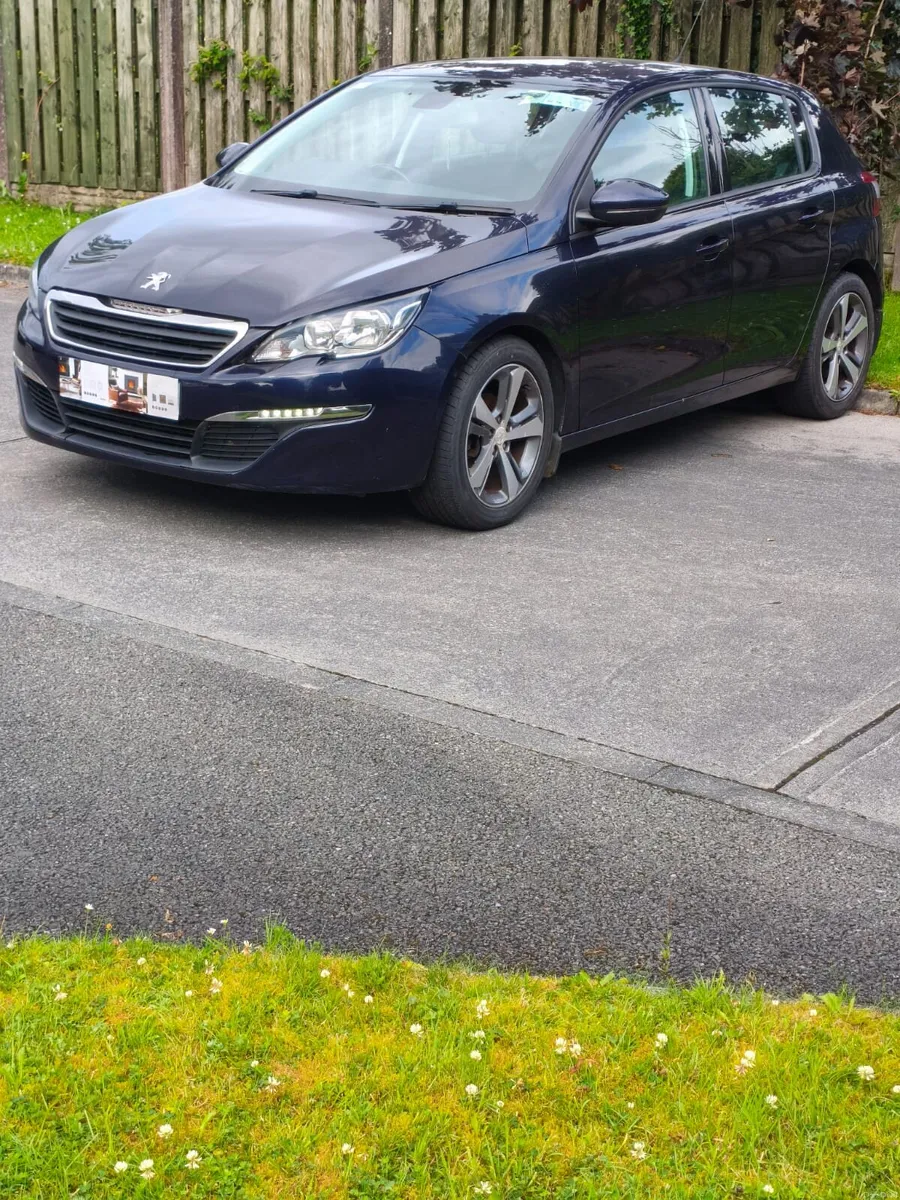 Car - Image 2