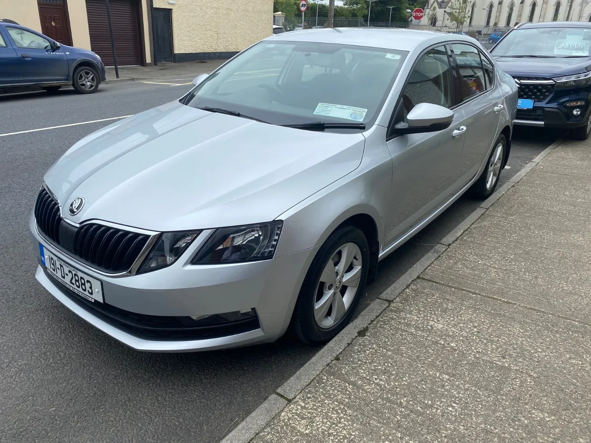 Skoda Octavia AMBITION 1.0TSI 115HP 2019 - Image 2