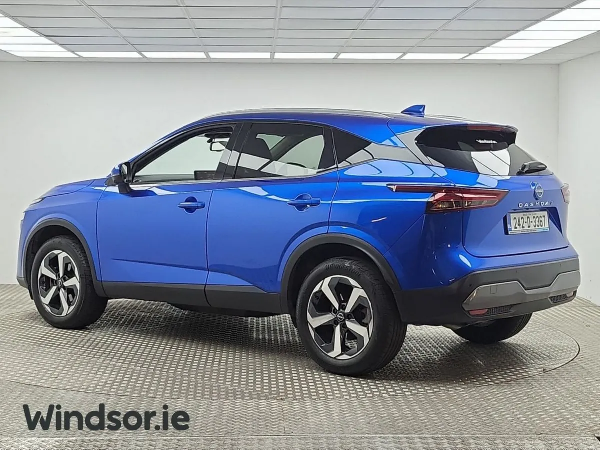 Nissan Qashqai 1.3 PET MILD HYBRID SV PREMIUM - Image 3