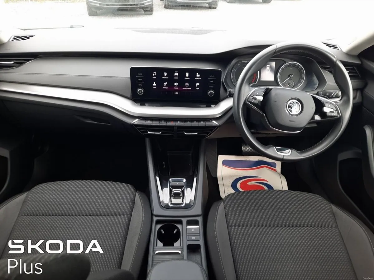 Skoda Octavia OCTAVIA AMB 1.0TSI MHEV 110HP DSG - Image 2