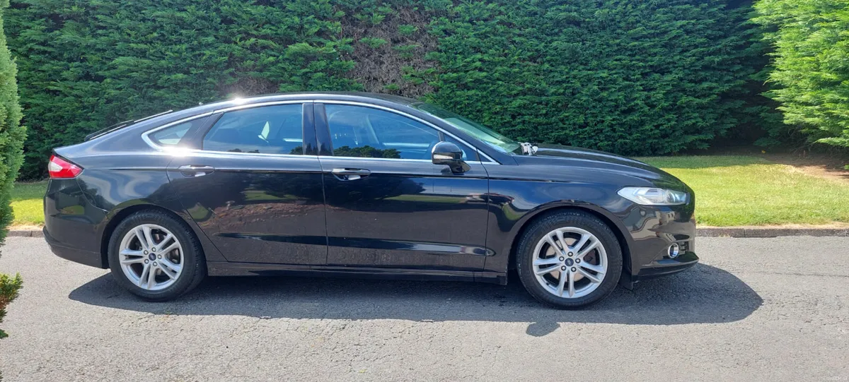 Ford Mondeo 2015. 2.0L - Image 2