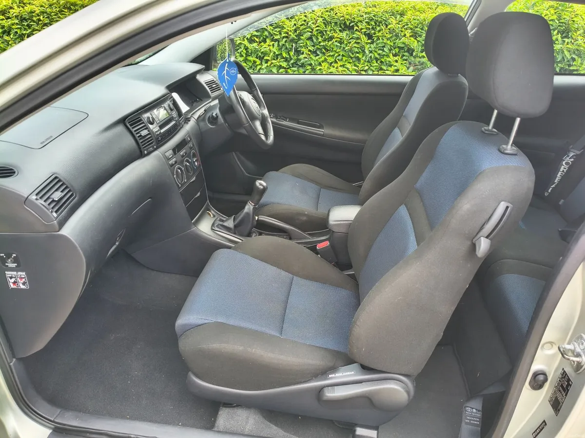 Toyota Corolla 2005 - Image 4