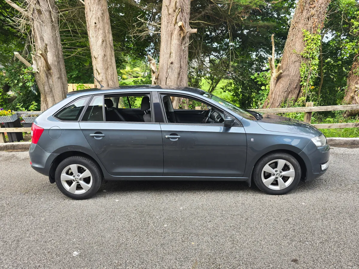 2014 Skoda Rapid Ambition 1.6 TDI 90HP - Image 2