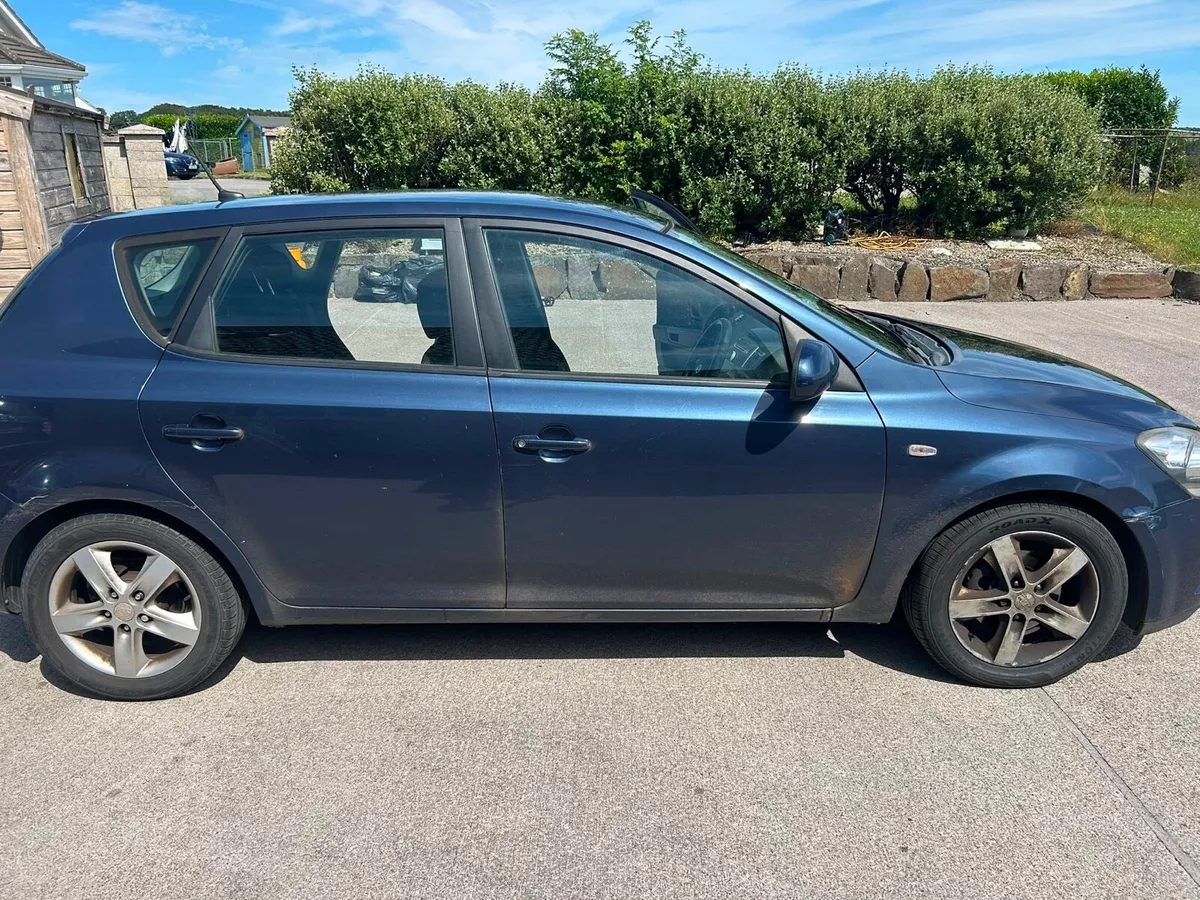 2010 Kia Ceed - Image 2