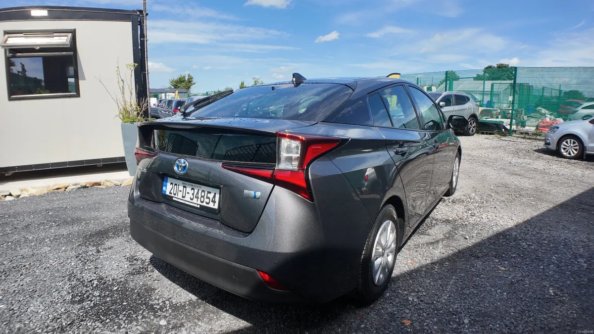 2020 Toyota Prius 1.8 Petrol Hybrid - Image 6