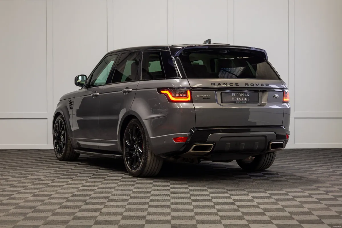 182 Range Rover Sport P400e HSE Dynamic - Image 4