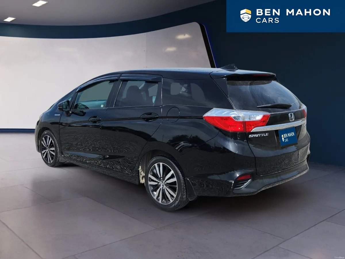 2017 Honda Shuttle 1.5 Petrol Hybrid Automatic – B - Image 3