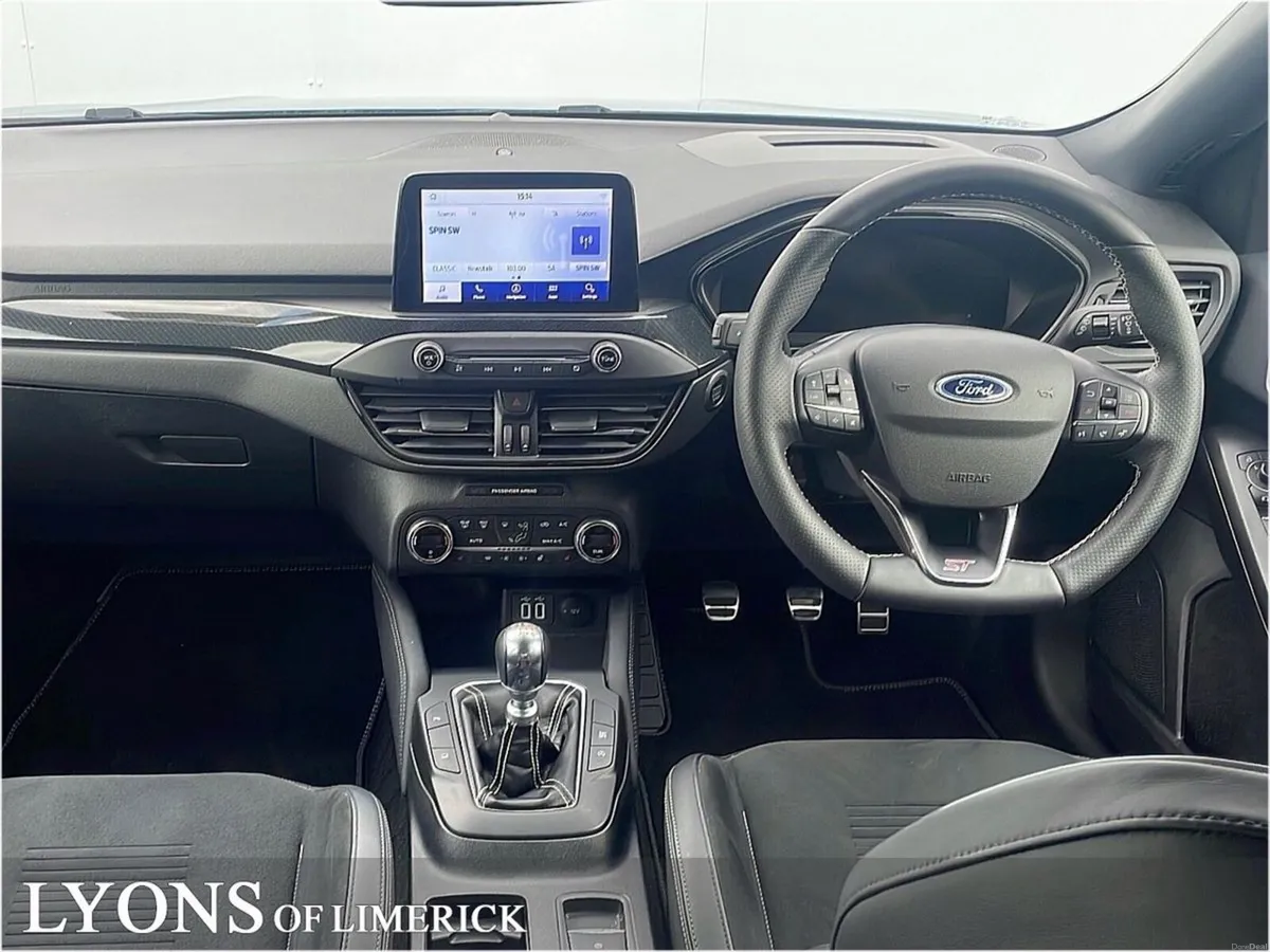 Ford Focus ST 3 2.0L EcoBlue 190PS - Image 4