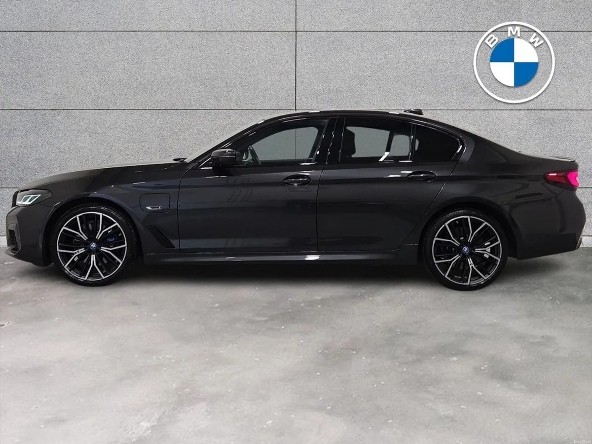 BMW 5-Series 530e xDrive M Sport - Image 4