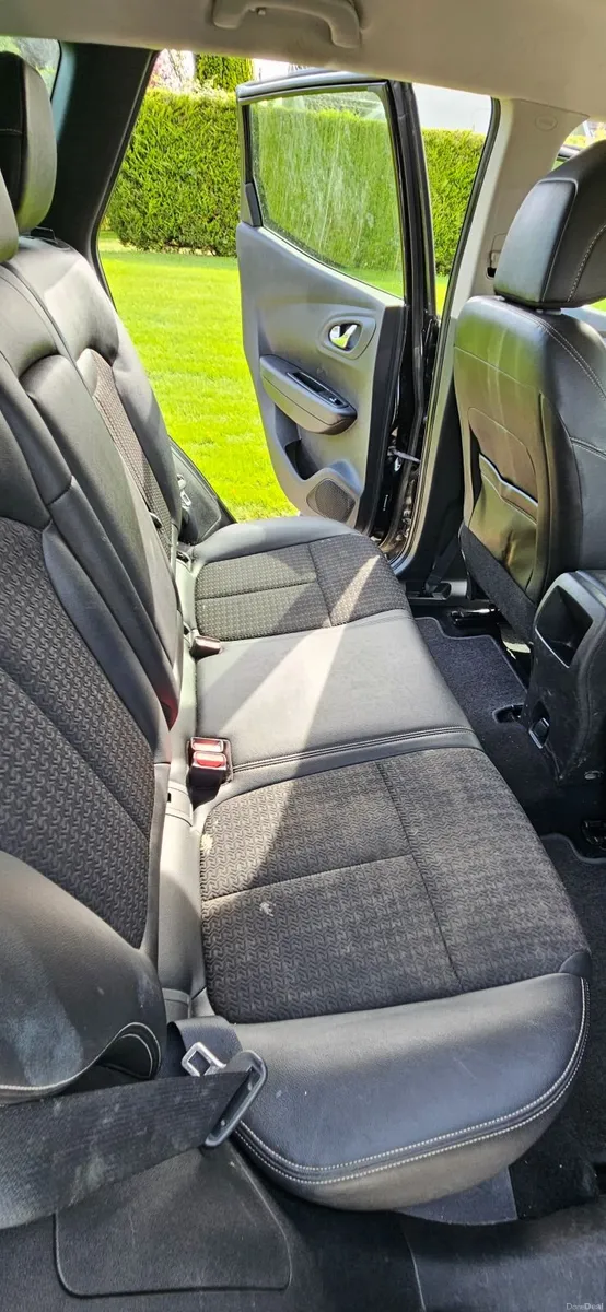 Renault Kadjar 2016 - Image 2