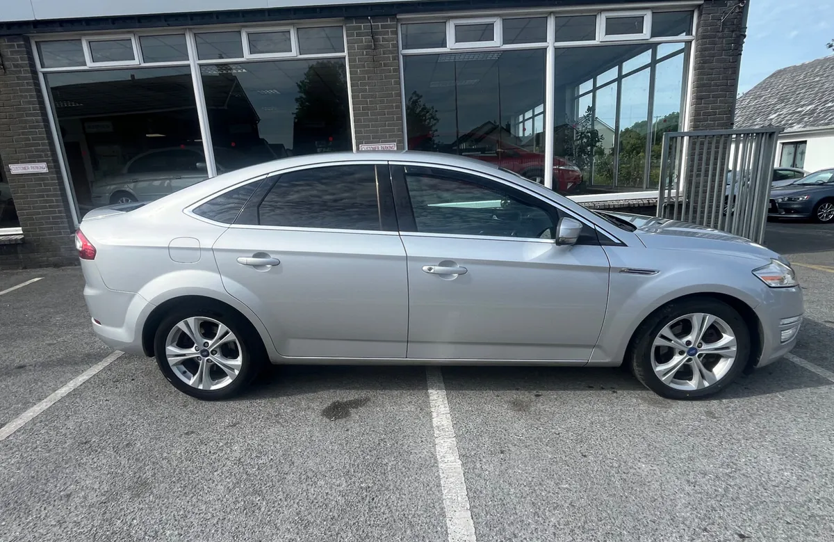 Ford Mondeo Titanium 1.6 TDCi - Image 2