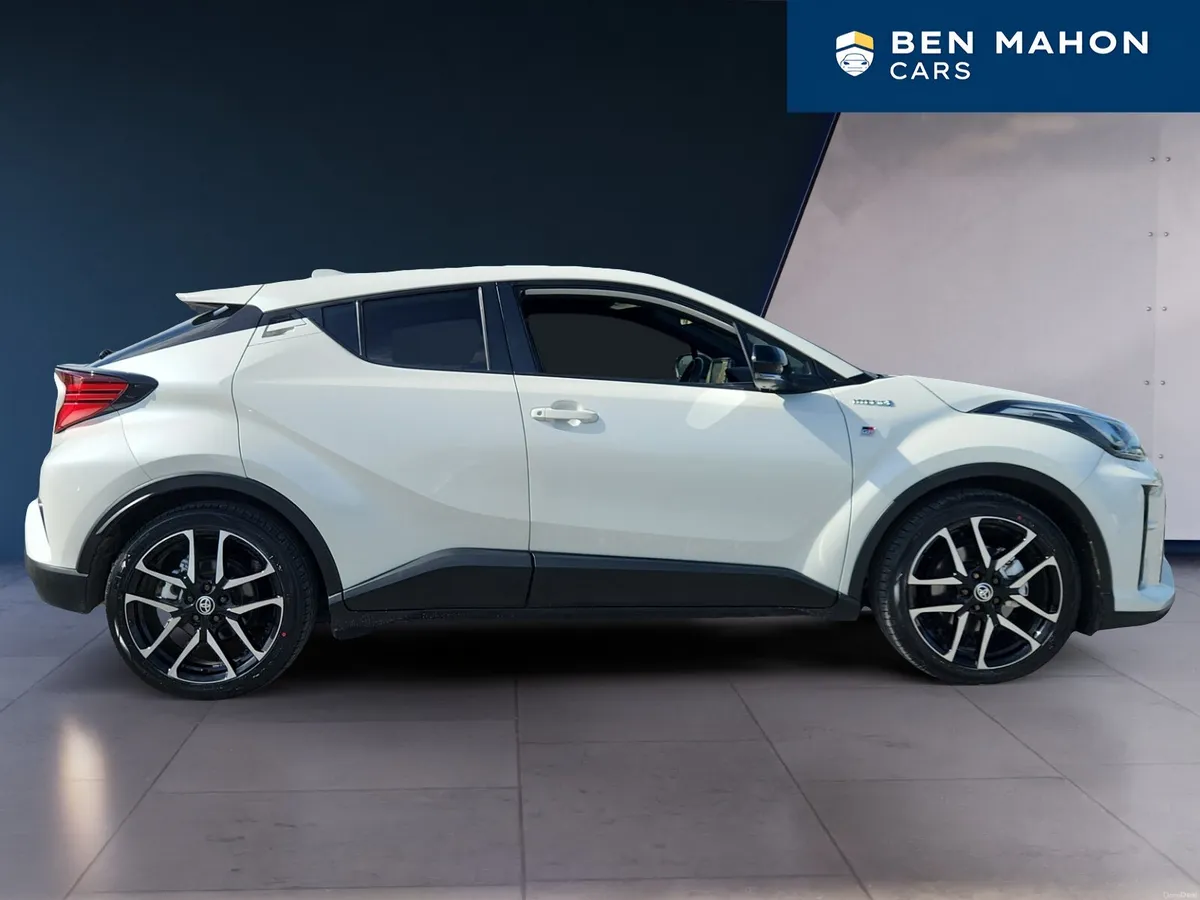 2020 Toyota C-HR GR Sport 1.8 Petrol Hybrid Automa - Image 6