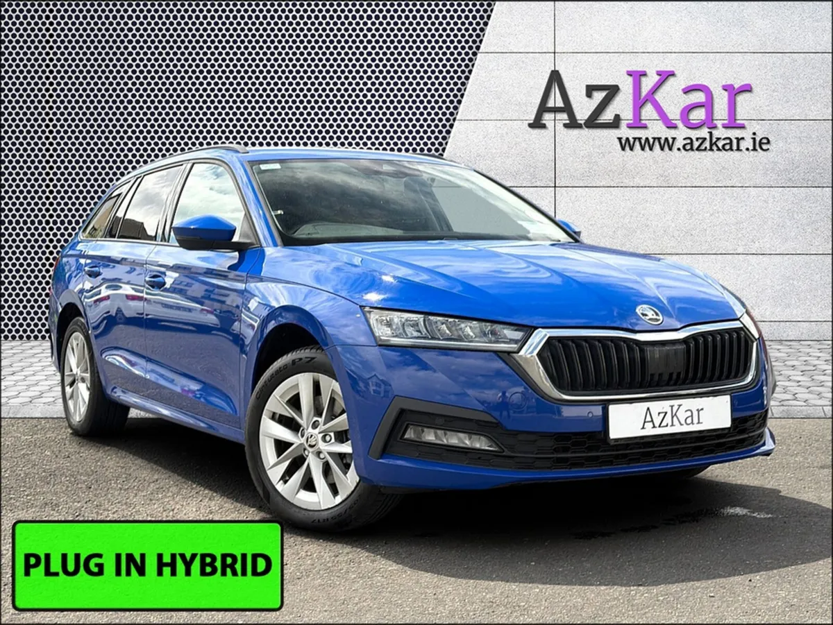 Skoda Octavia 2022 SE TECH 1.4 PETROL PLUG IN HYBR - Image 1