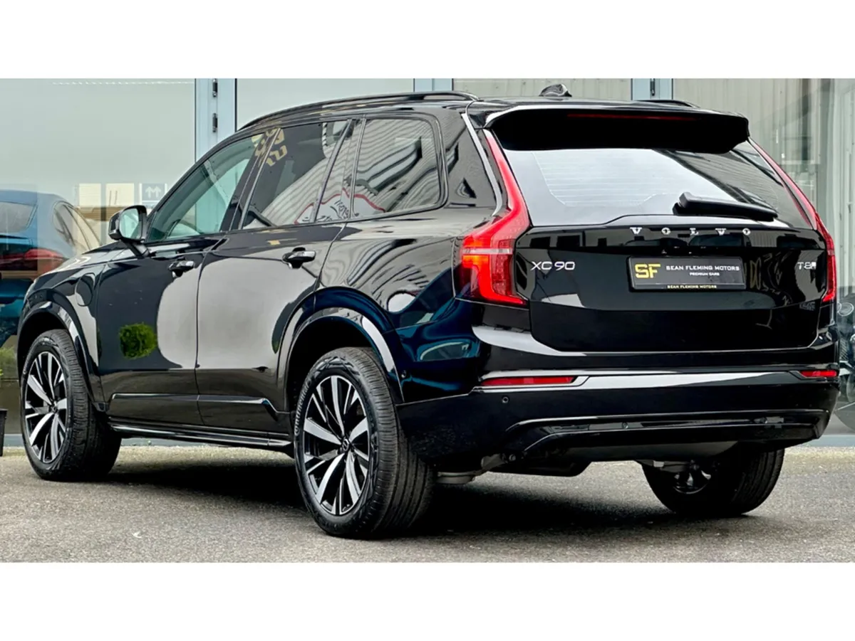 Volvo XC90 *DELIVERY MILES ONLY* + T8 PHEV AWD AUT - Image 3
