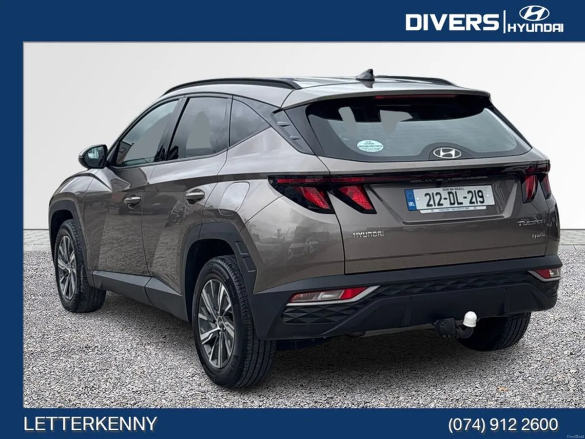 Hyundai Tucson Executive Hybrid Automatic - Image 2