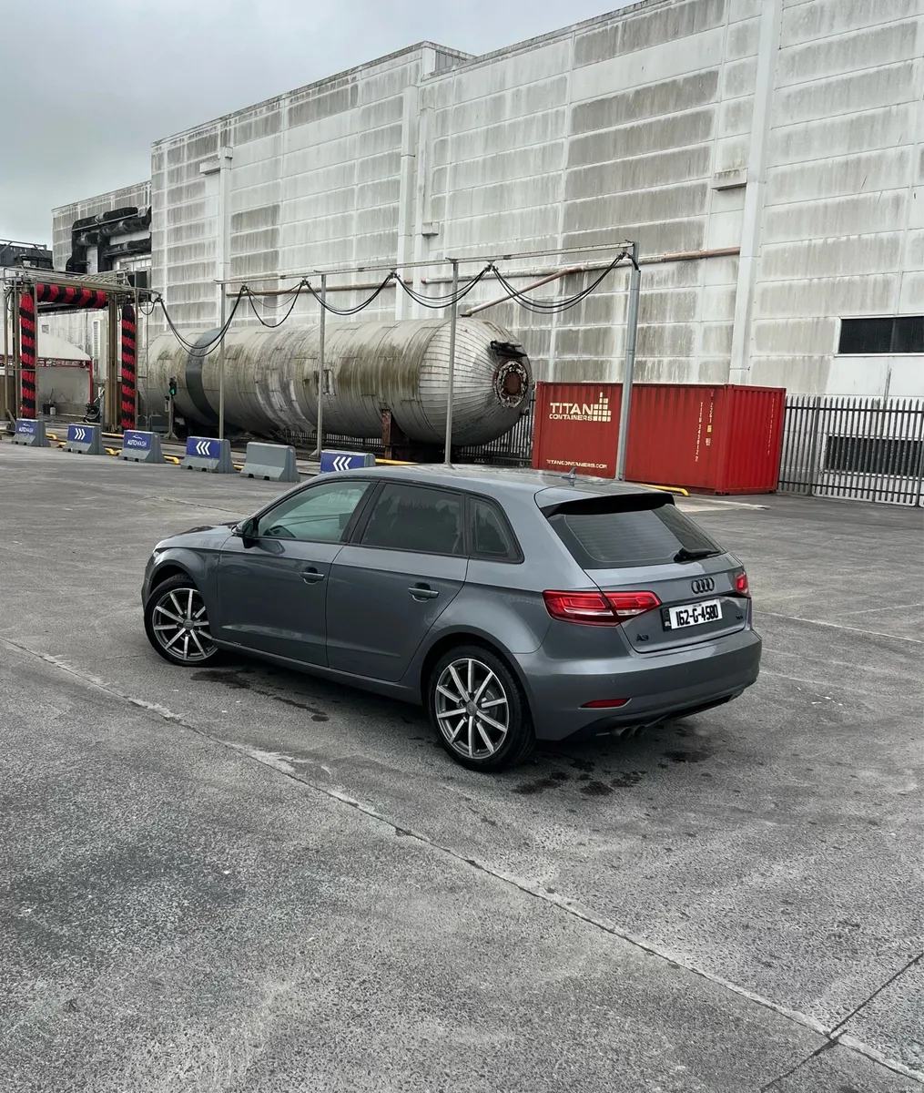 *DEPOSIT TAKEN* 2016 2.0 diesel Audi A3 - Image 4