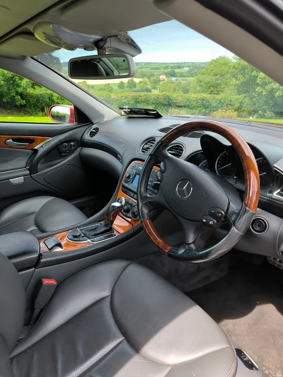 Mercedes-Benz SL-Class 2005 - Image 5