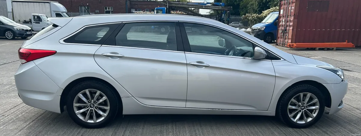 2015 Hyundai i40 Manual - Image 4