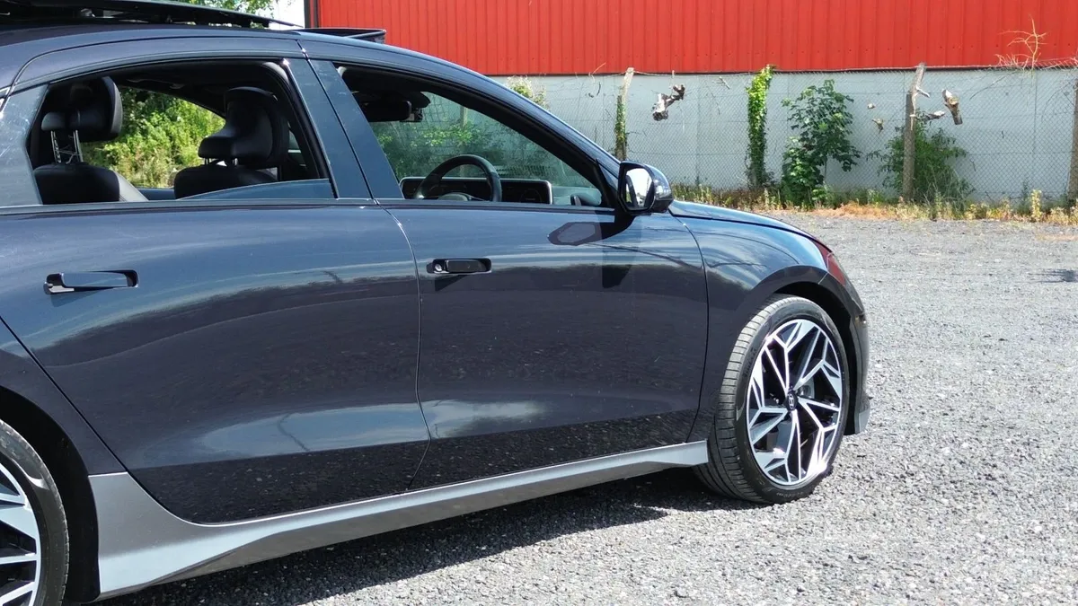 2024 Hyundai Ioniq 6 Ultimate AWD - Image 3