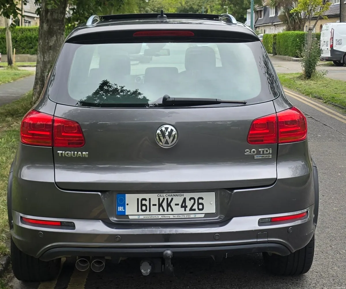 Volkswagen Tiguan 2016 - Image 2