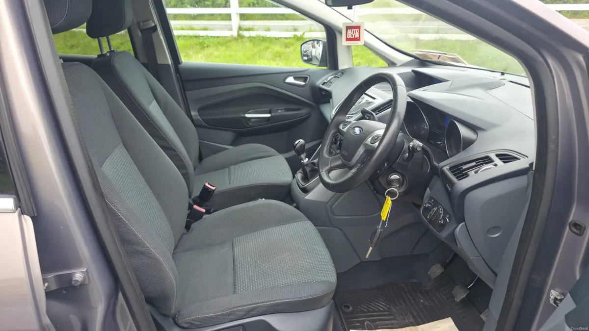 Ford C-Max 2012 - Image 6