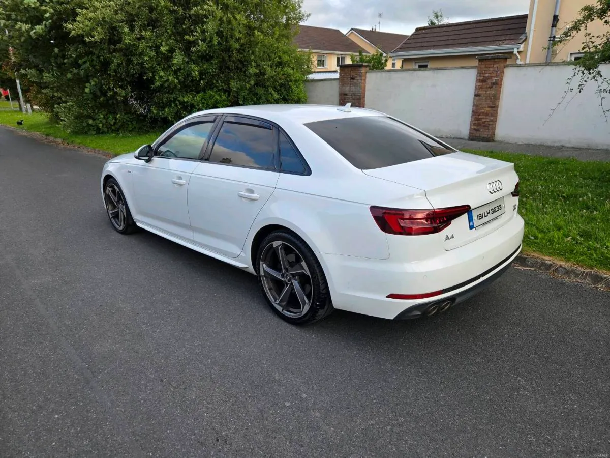 Audi A4 2.0 TDI S LINE AUTO - Image 4