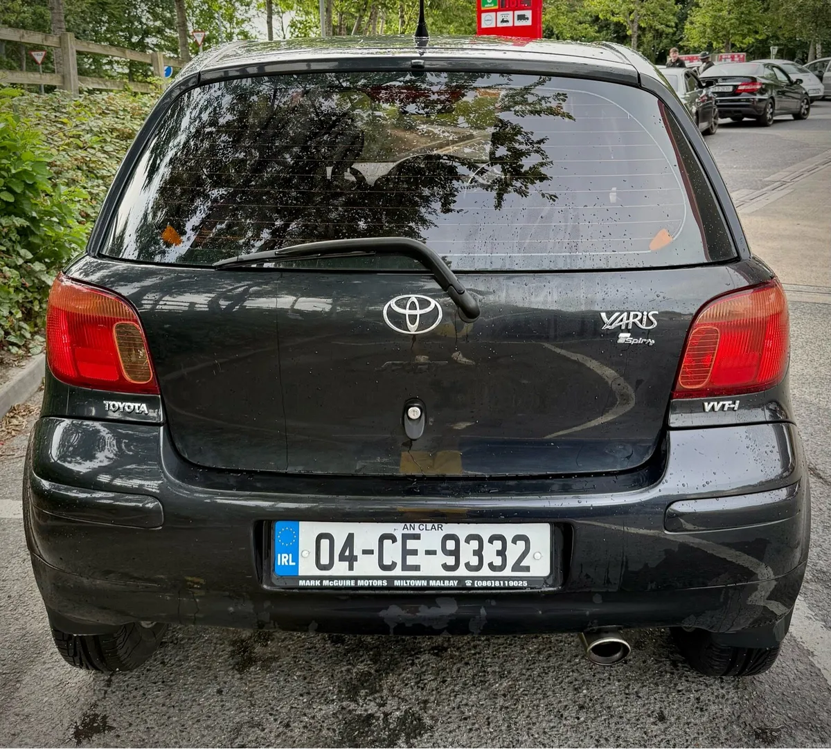 Toyota Yaris 1.0 petrol manual low mileage - Image 3
