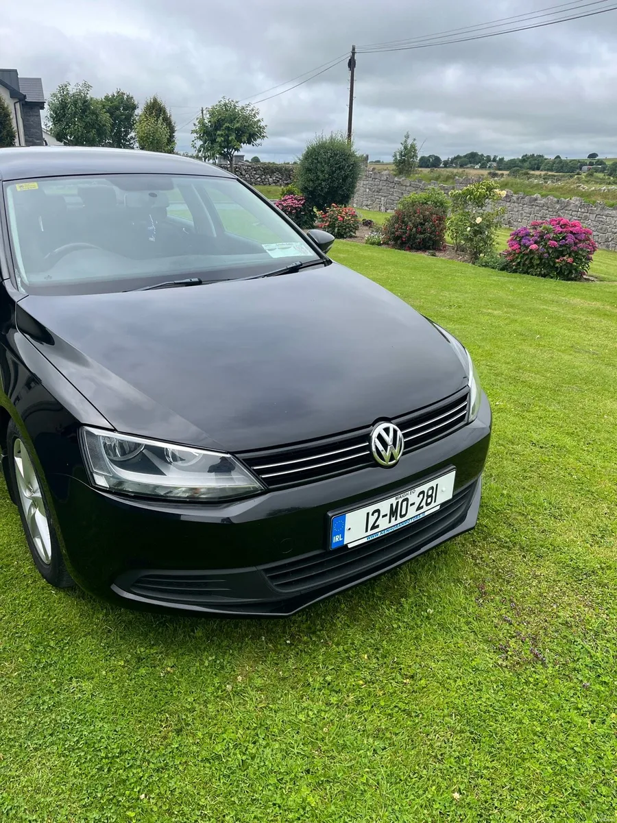 Volkswagen Jetta - Image 2