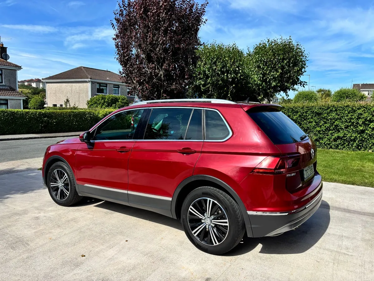 Volkswagen Tiguan HIGHLINE 2.0TDI 150HP MANUAL - Image 3
